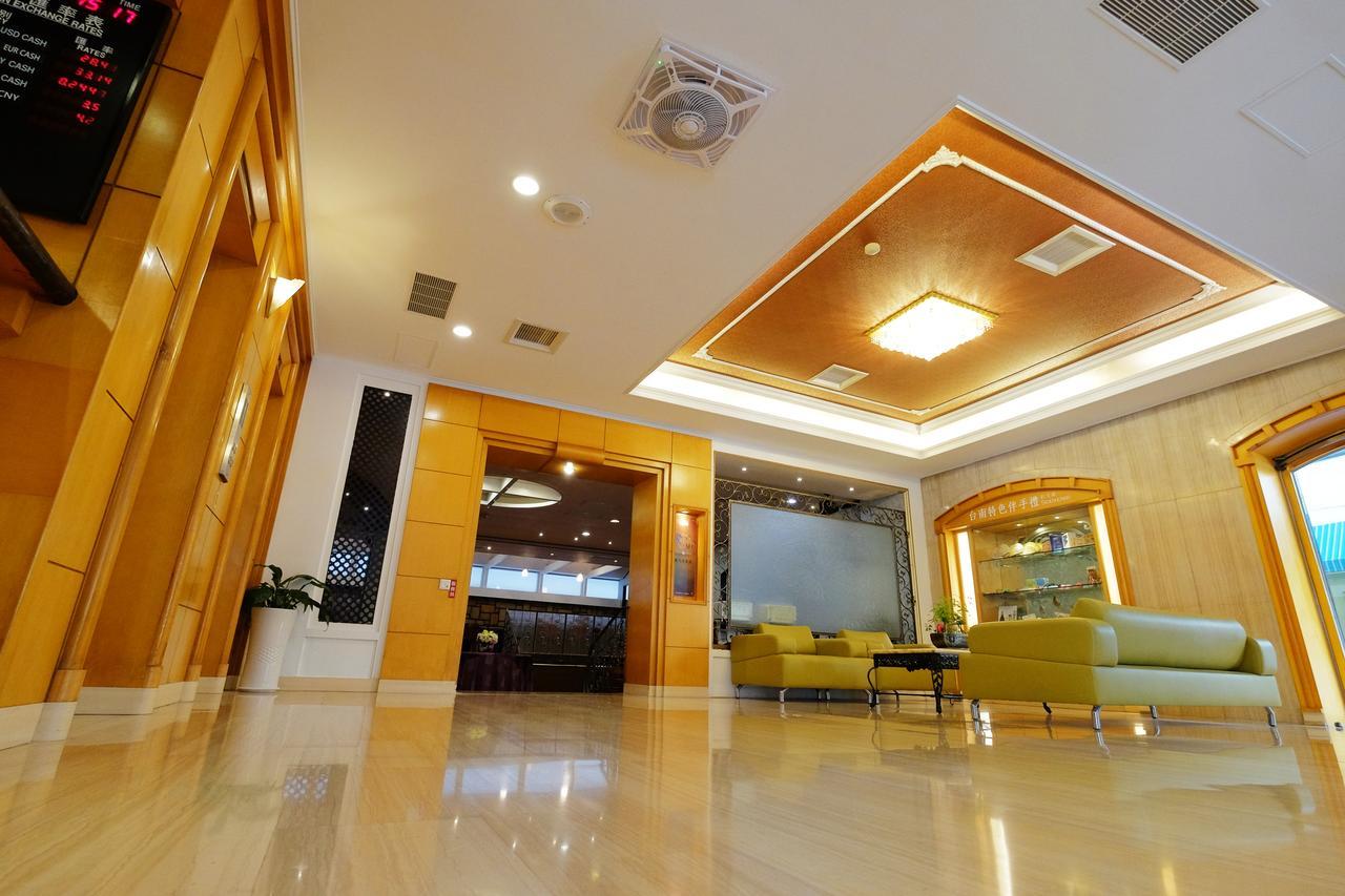 Dynasty Hotel Tainan Luaran gambar