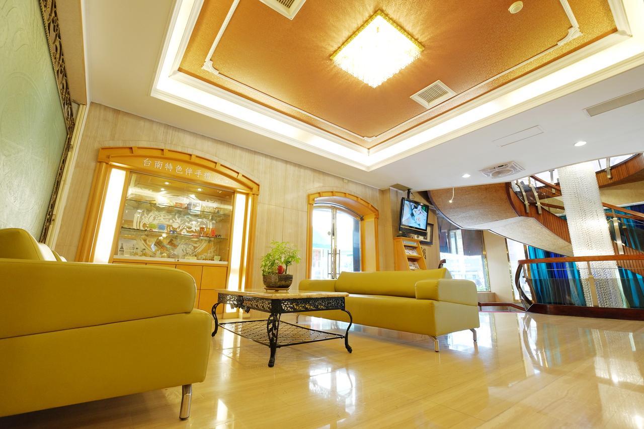 Dynasty Hotel Tainan Luaran gambar
