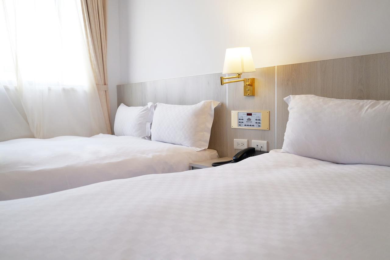 Dynasty Hotel Tainan Luaran gambar