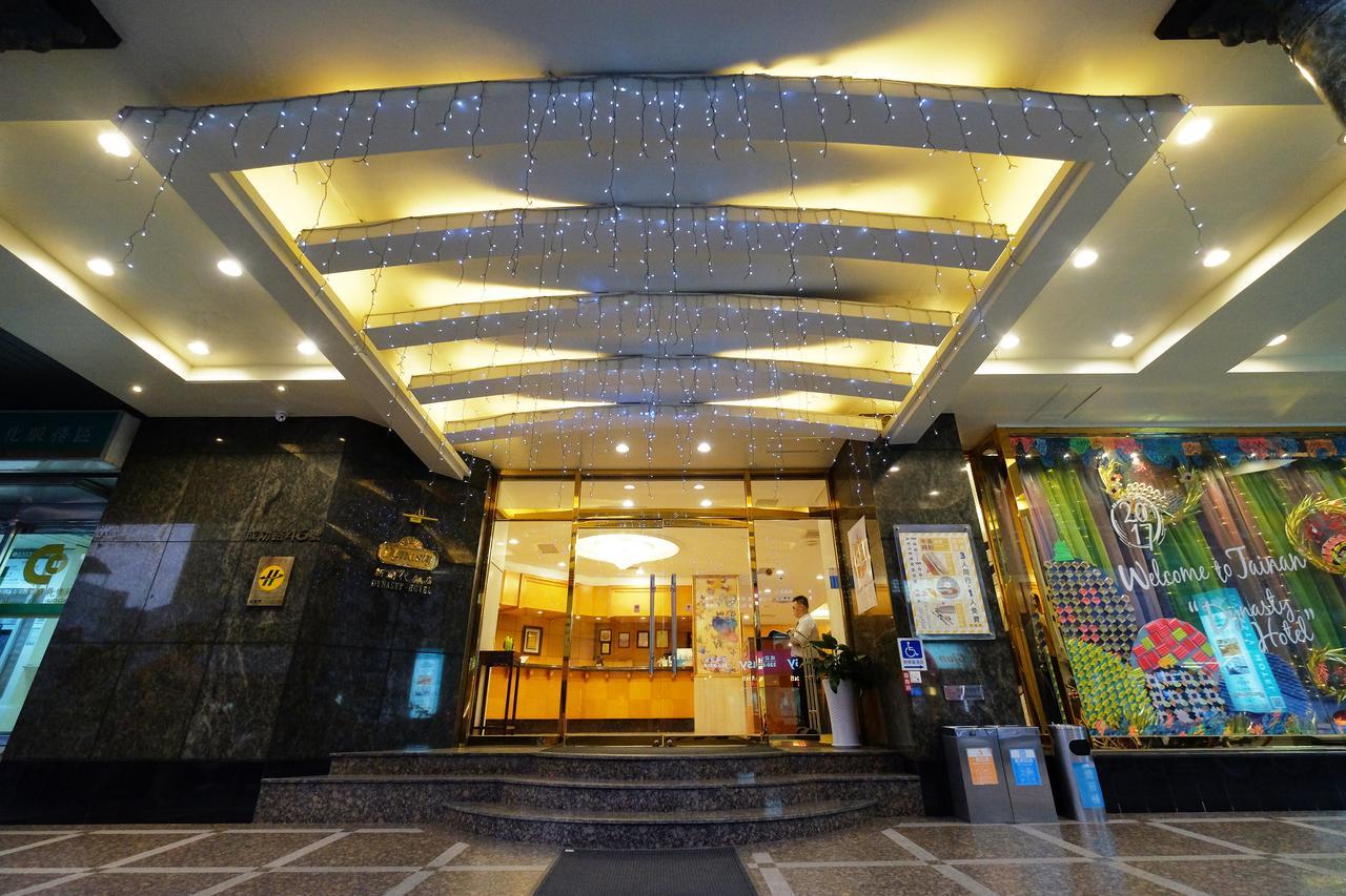 Dynasty Hotel Tainan Luaran gambar