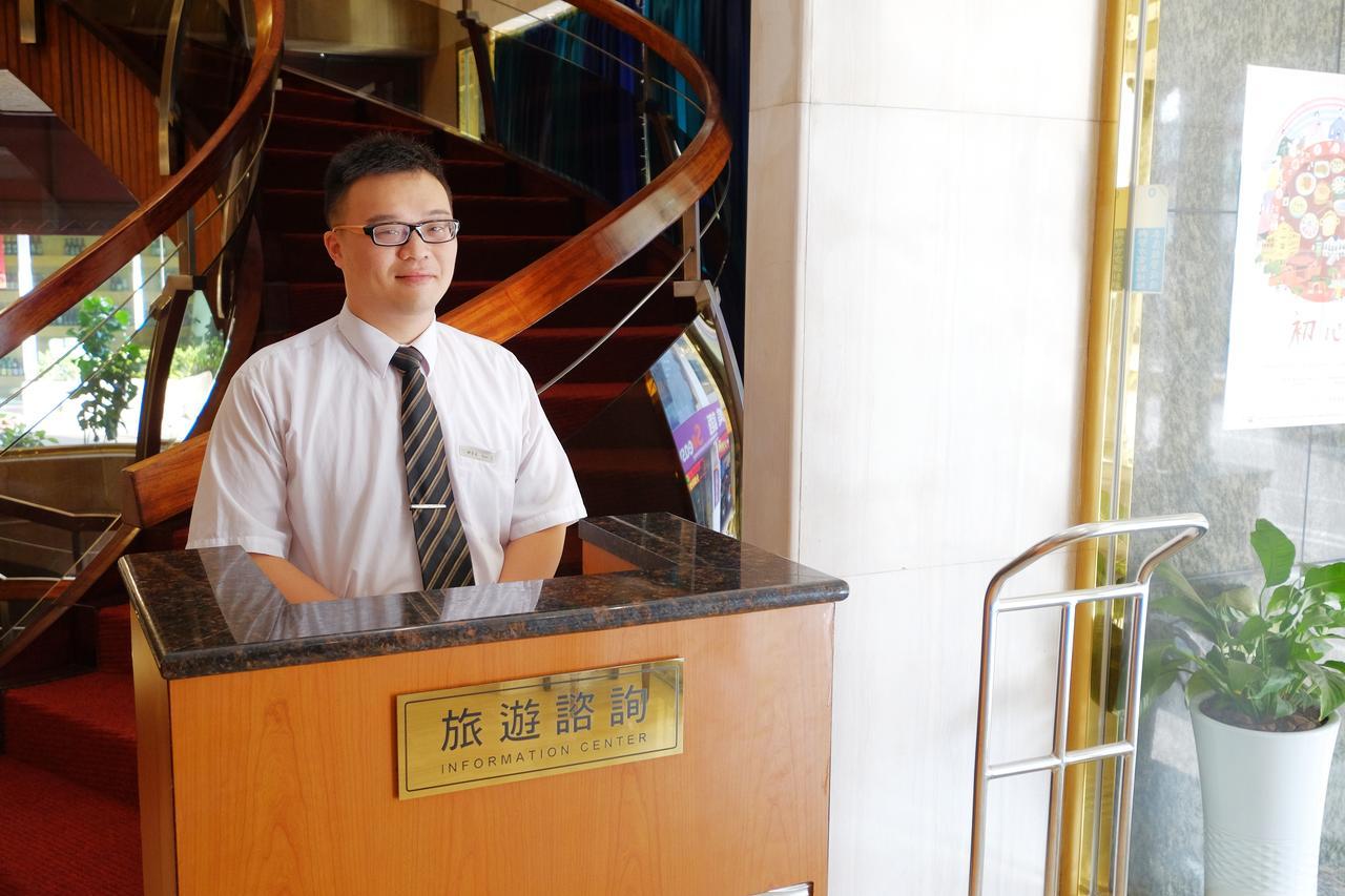 Dynasty Hotel Tainan Luaran gambar