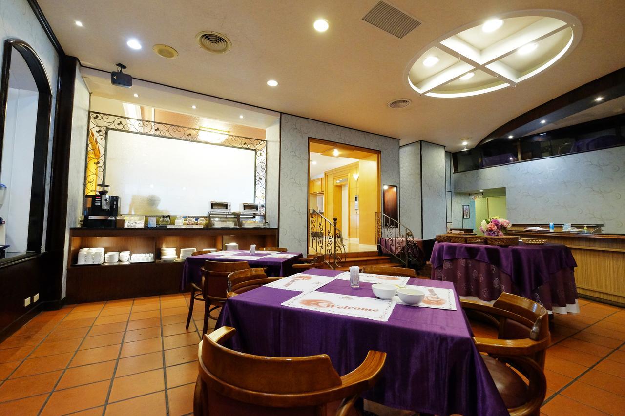 Dynasty Hotel Tainan Luaran gambar